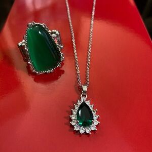 Winter Green Rhinestone Silver Necklace Stretchy Ring